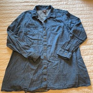 Cute denim button up maternity top